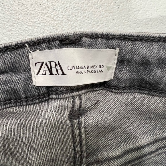 Zara gray semi-flared denim ripped knee pants with a zip bottom cut 6 - Picture 9 of 10